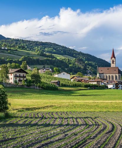 Feldthurns im Sommer